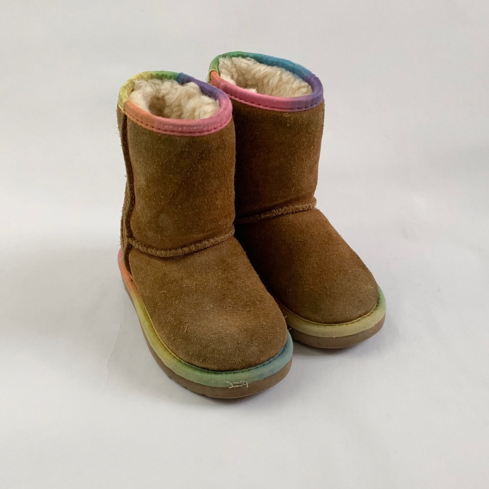UGG girl’s boots, Size: 7